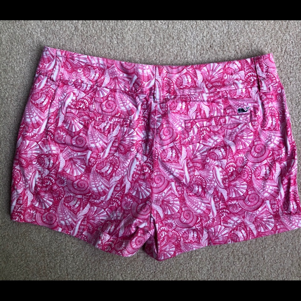 Vineyard Vines Women’s pink shorts size 4